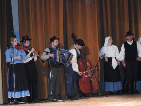 Prlekija pleše in poje, območno srečanje odraslih folklornih skupin 38